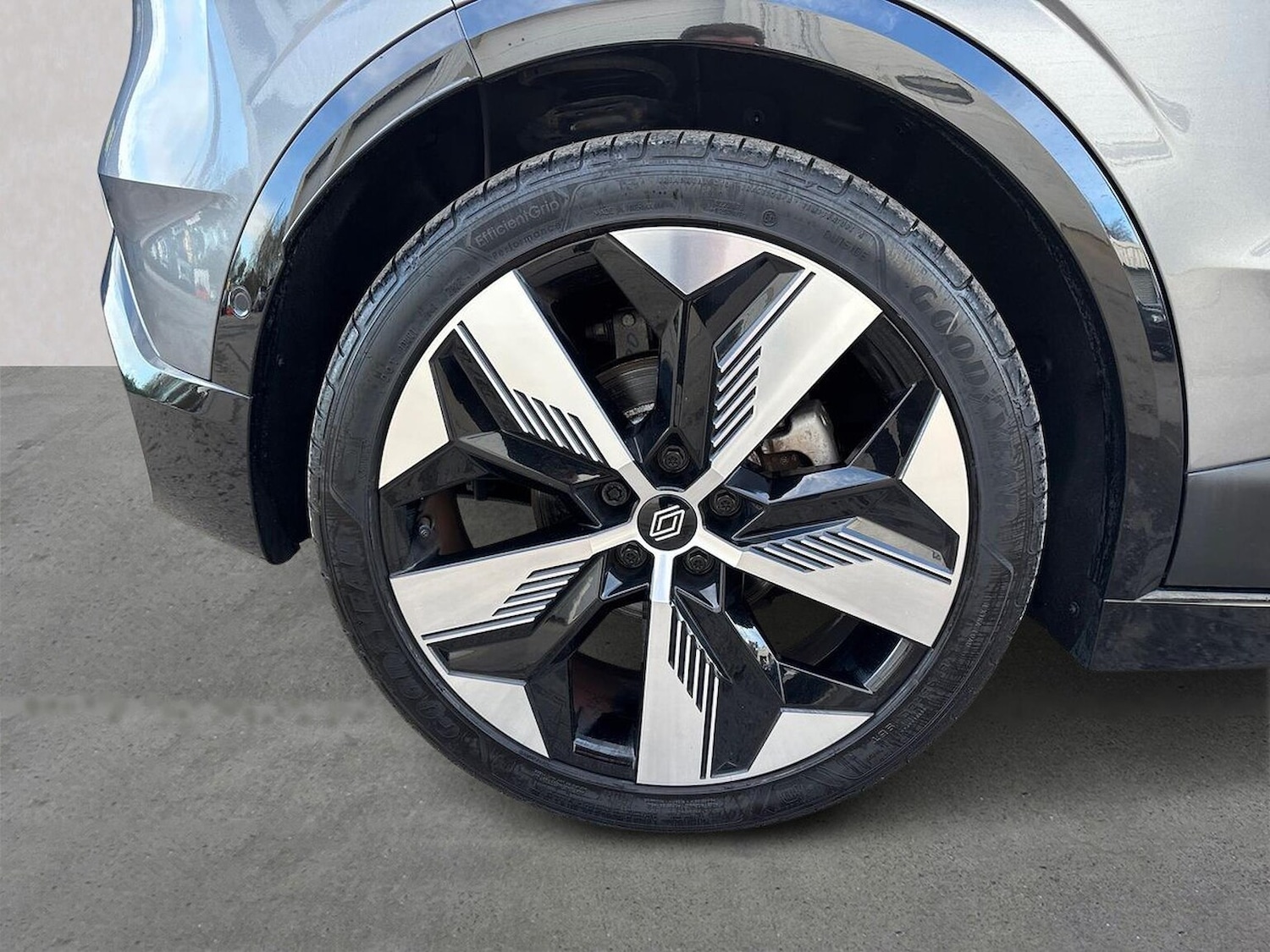 Used Renault Megane E Tech 2024 for sale - 76785149: Photo 6