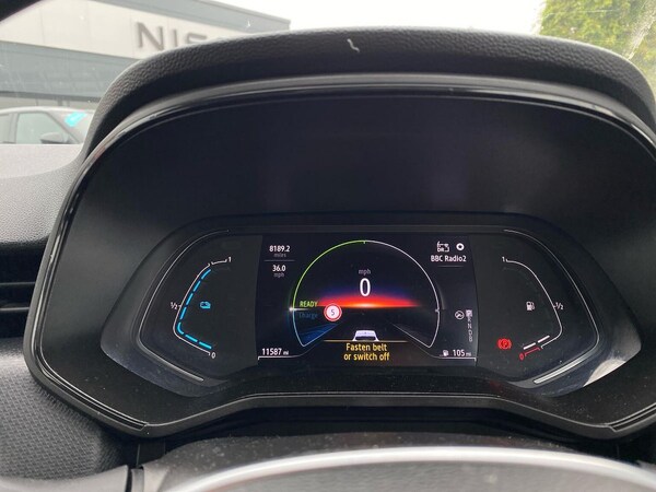 Used Renault Clio 2023 for sale - 76281167: Photo 10