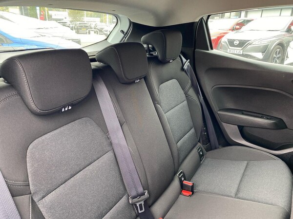 Used Renault Clio 2023 for sale - 76281167: Photo 16