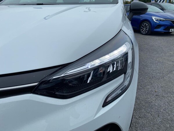 Used Renault Clio 2023 for sale - 76281167: Photo 33