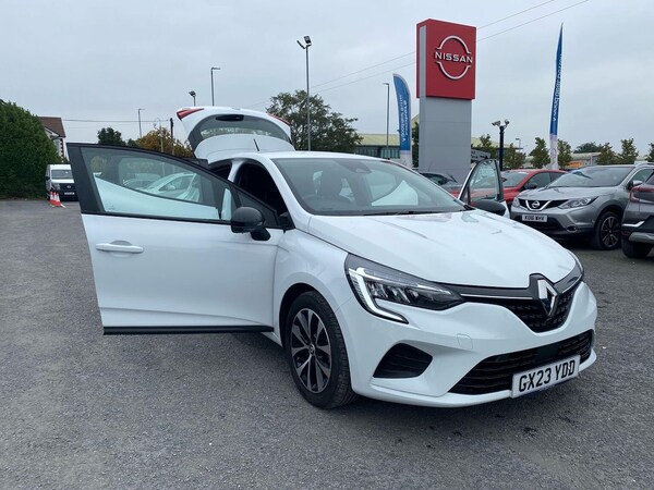 Used Renault Clio 2023 for sale - 76281167: Photo 39