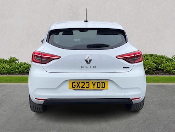 Used Renault Clio 2023 for sale - 76281167: Photo