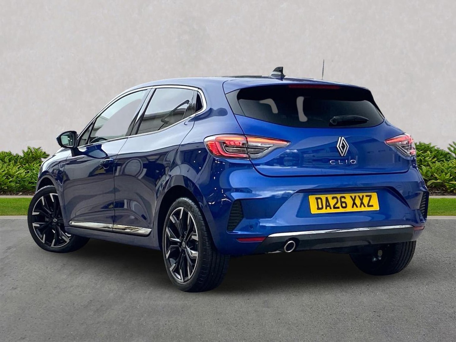Used Renault Clio 2026 for sale - 78195867: Photo 2
