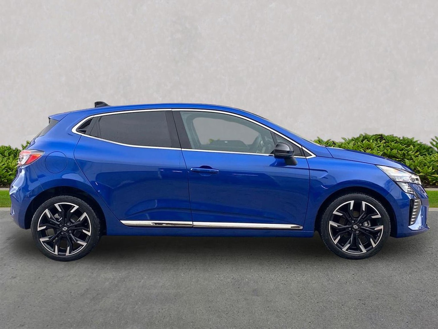 Used Renault Clio 2026 for sale - 78195867: Photo 3