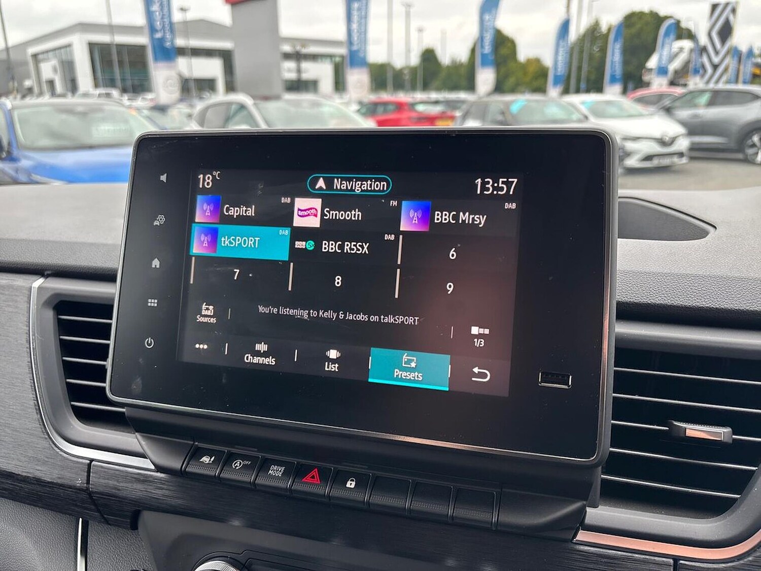 Used Renault Trafic 2025 for sale - 77488180: Photo 11