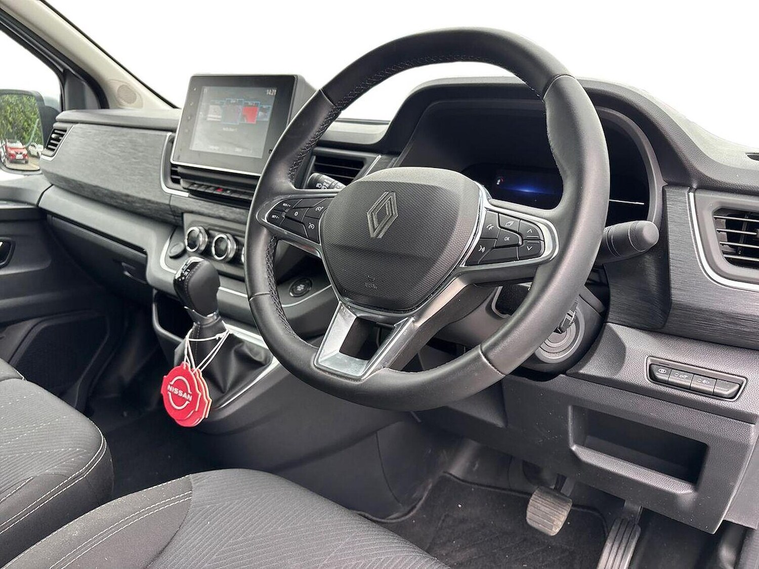 Used Renault Trafic 2025 for sale - 77488180: Photo 15