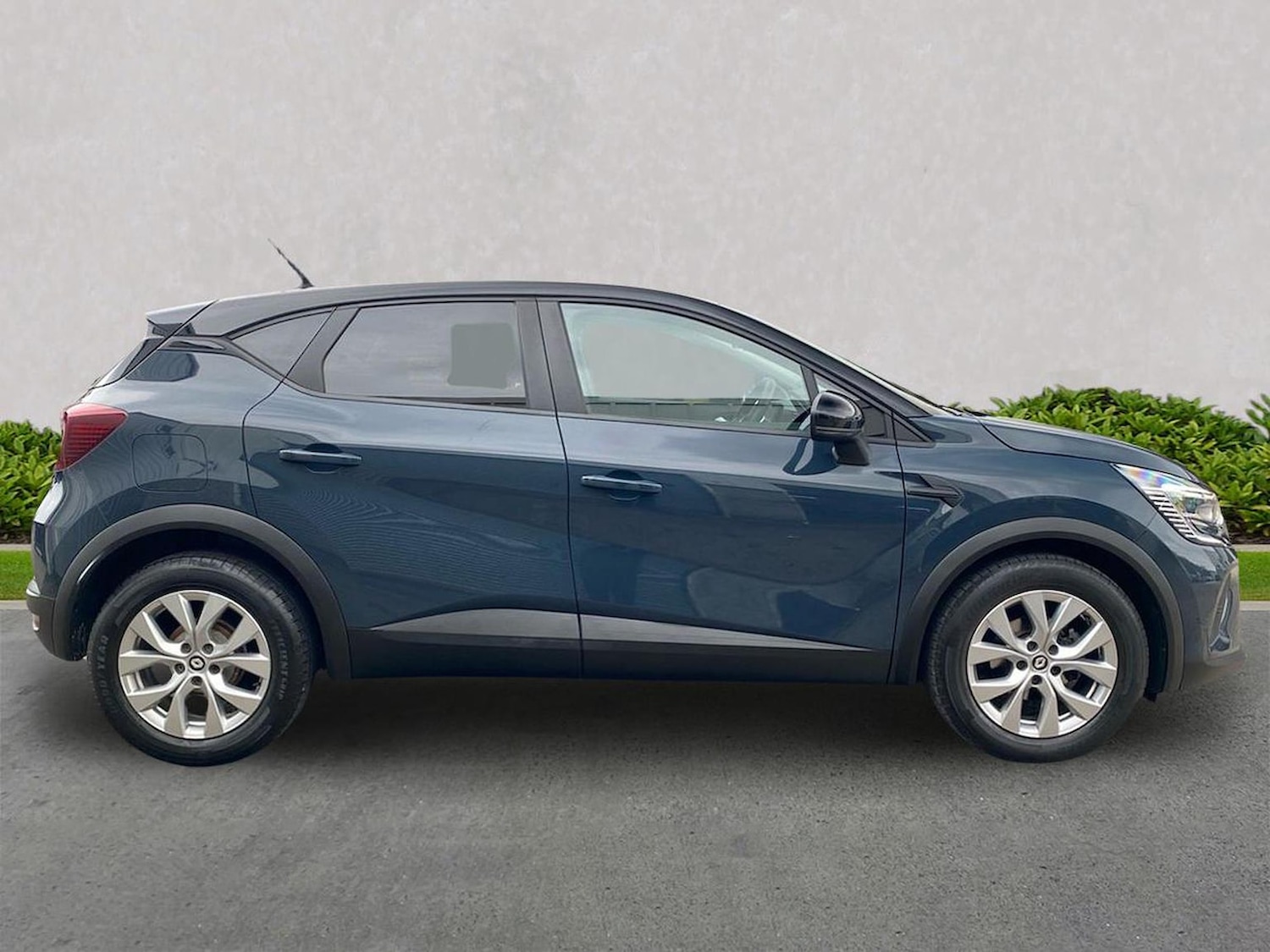 Used Renault Captur 2022 for sale - 78195681: Photo 3