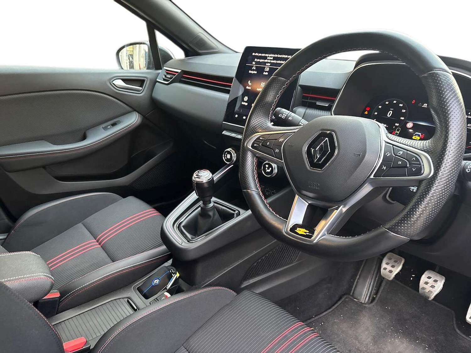 Used Renault Clio 2023 for sale - 76392491: Photo 15