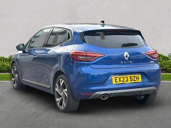 Used Renault Clio 2023 for sale - 76392491: Photo