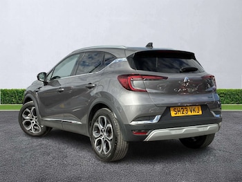 Used Renault Captur 2023 for sale - 79060309: Photo
