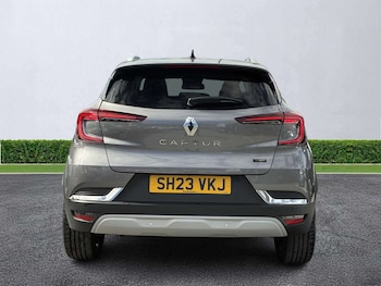 Used Renault Captur 2023 for sale - 79060309: Photo