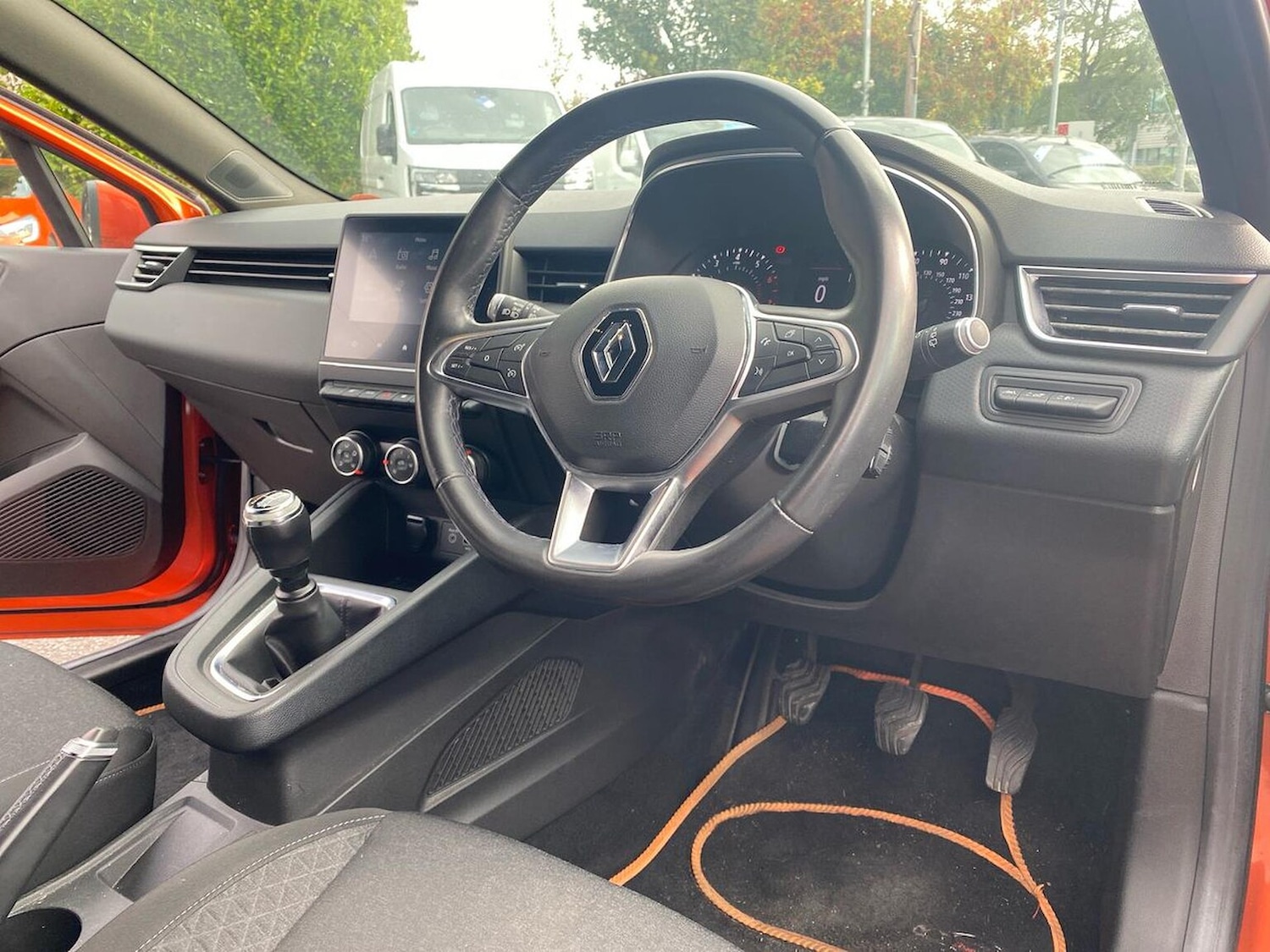 Used Renault Clio 2020 for sale - 76599223: Photo 32