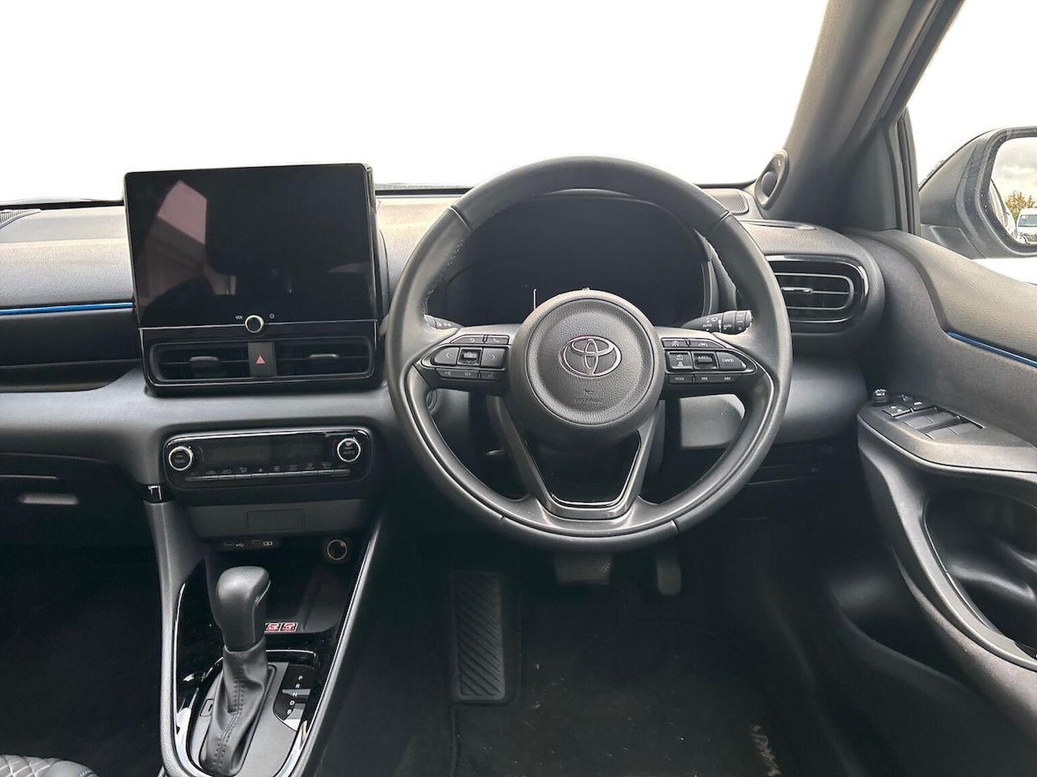 Used Toyota Yaris 2025 for sale - 76387208: Photo 9
