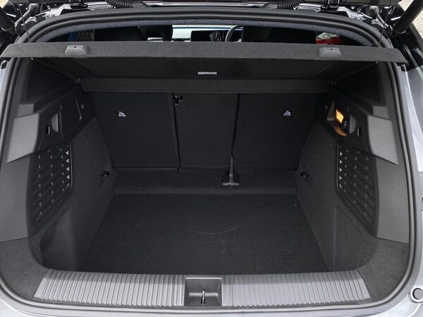 Used Renault Scenic E-Tech 2024 for sale - 75475740: Photo 18