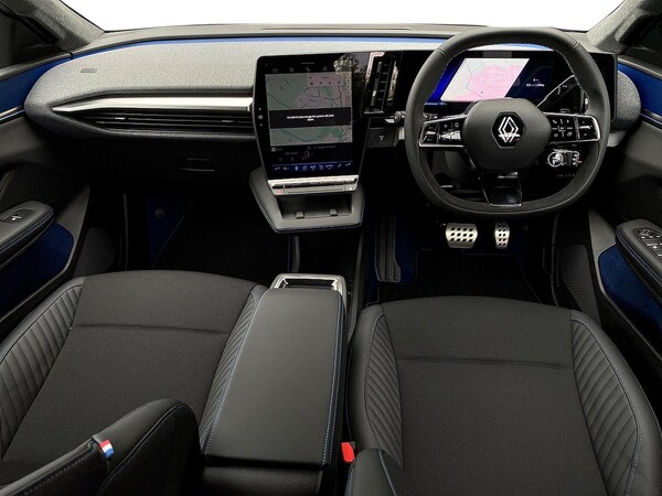 Used Renault Scenic E-Tech 2024 for sale - 75475740: Photo 9