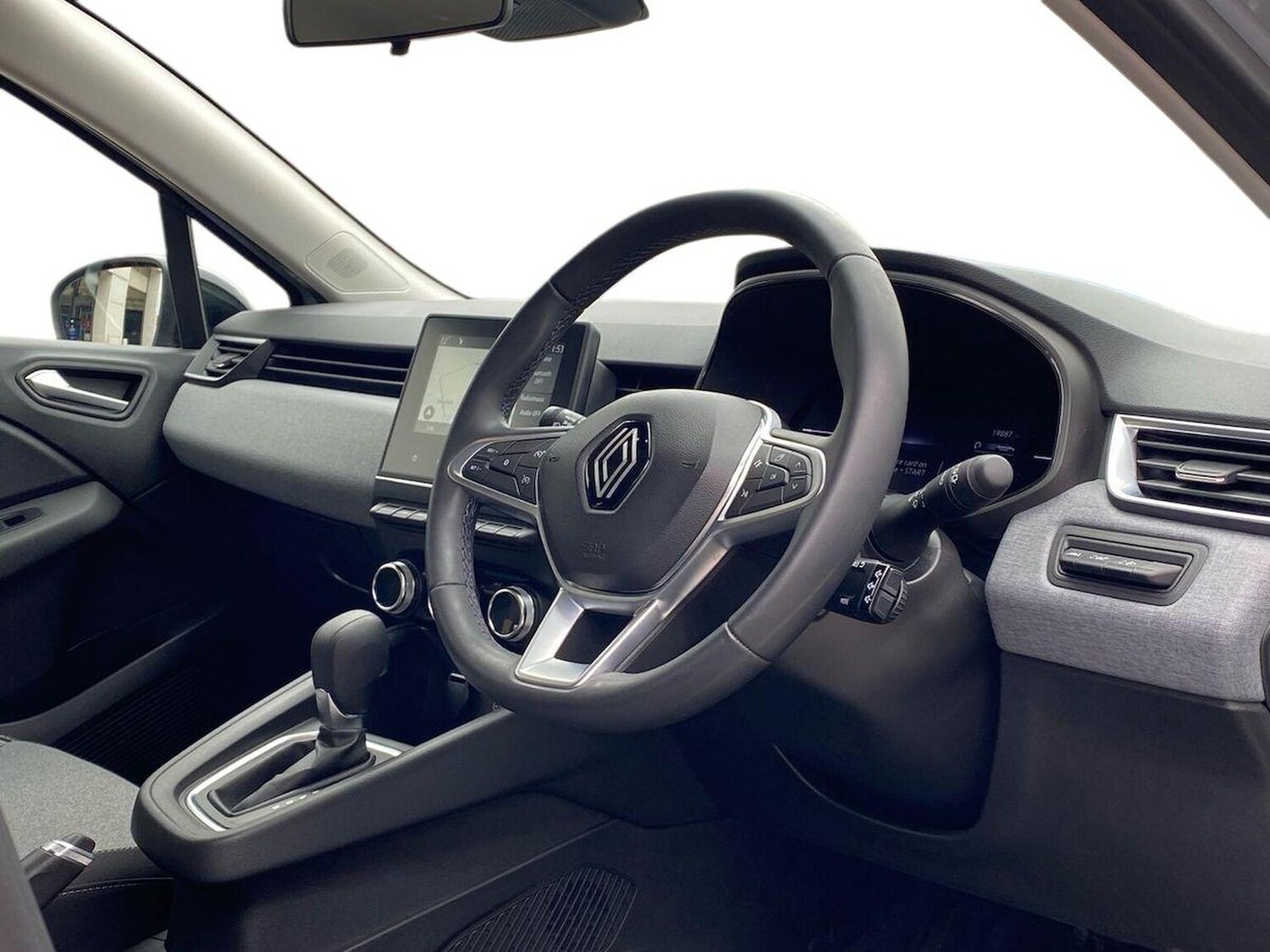 Used Renault Clio 2024 for sale - 78195802: Photo 15