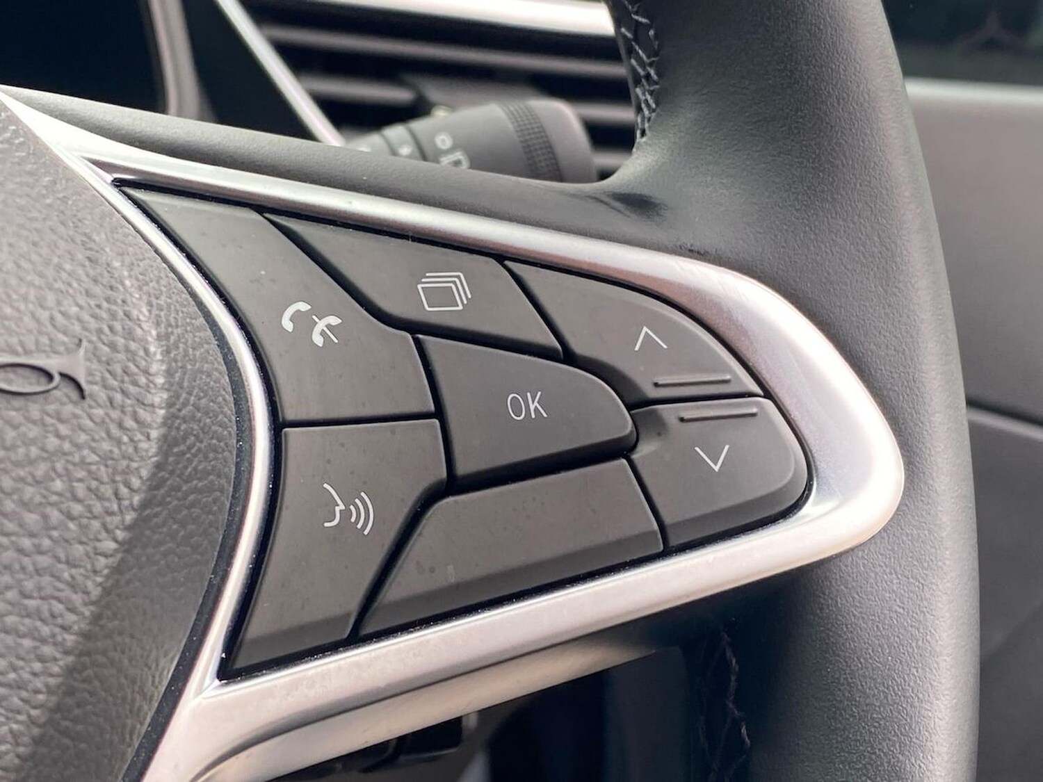 Used Renault Clio 2024 for sale - 78195802: Photo 26