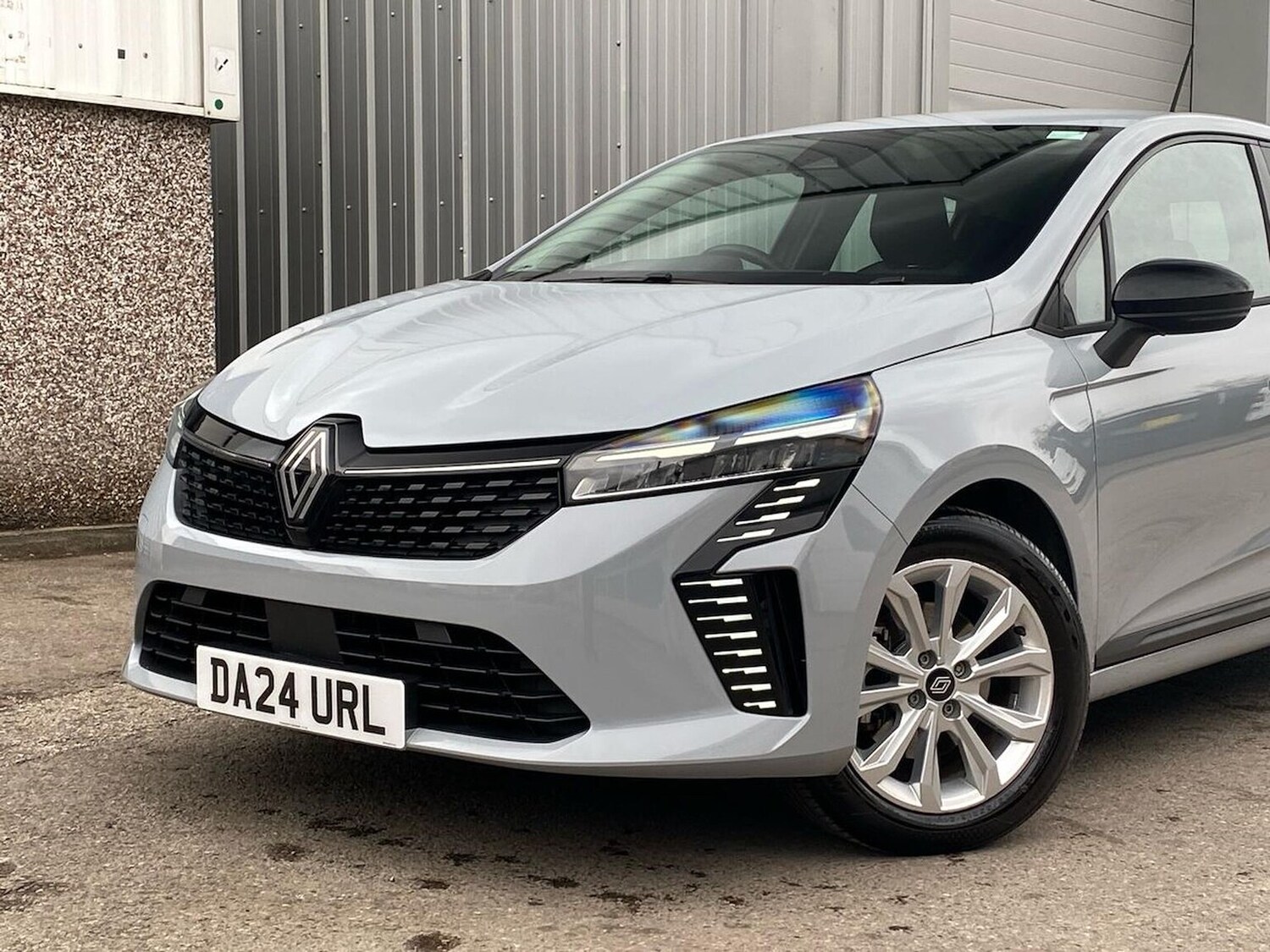 Used Renault Clio 2024 for sale - 78195802: Photo 38