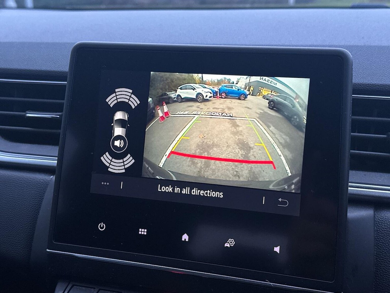 Used Renault Captur 2022 for sale - 76510771: Photo 23