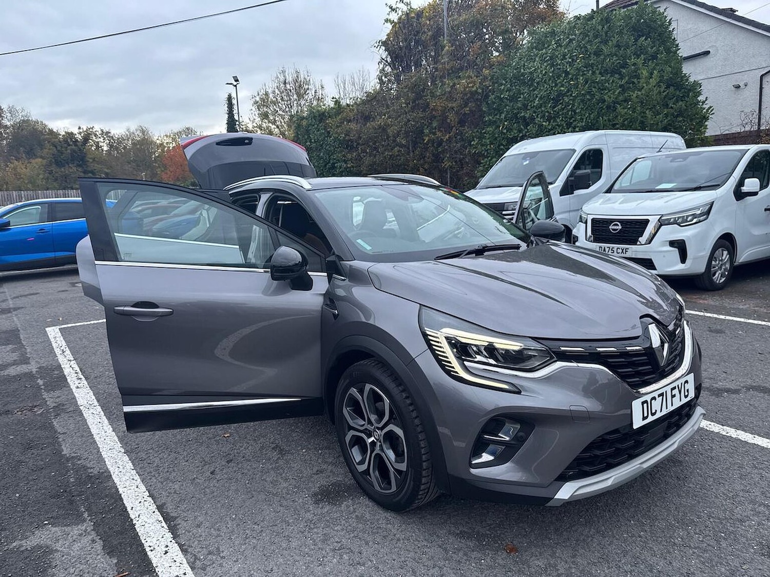 Used Renault Captur 2022 for sale - 76510771: Photo 40