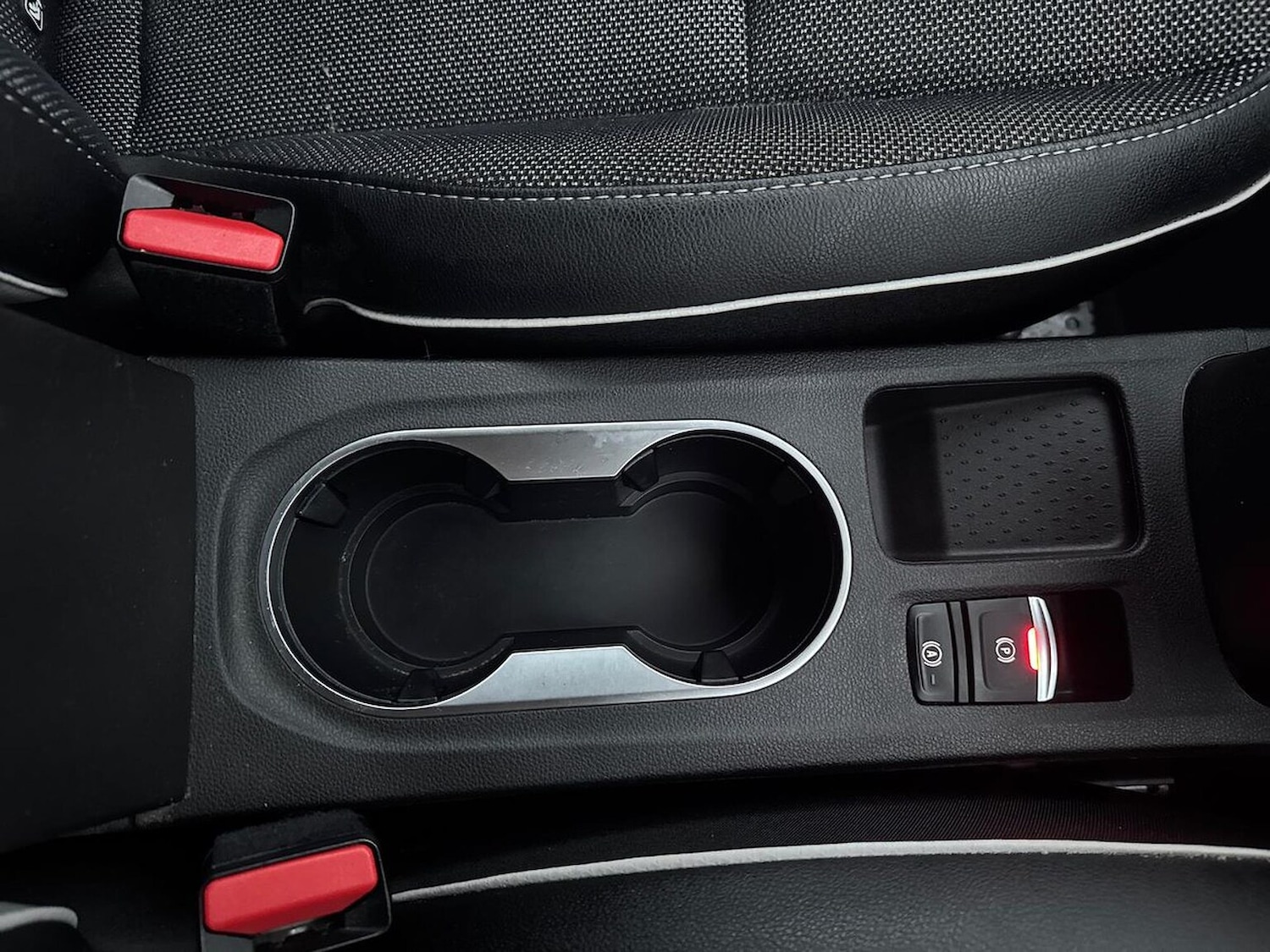 Used Renault Captur 2022 for sale - 76510771: Photo 43