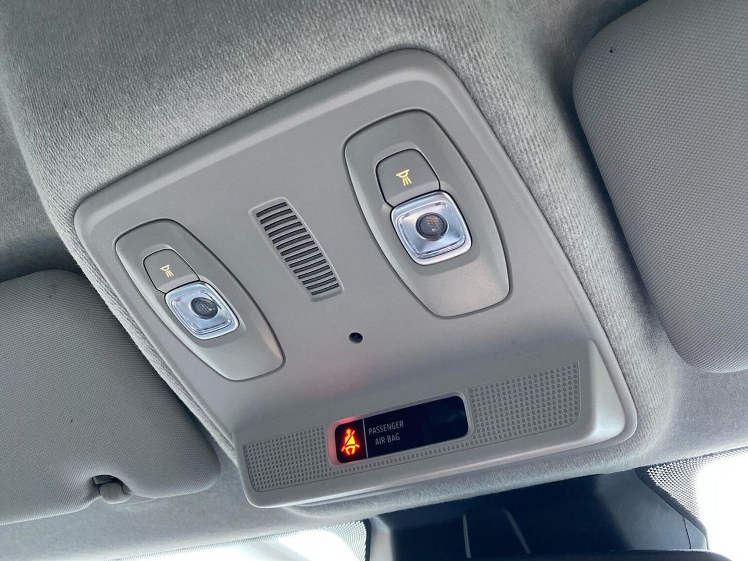 Used Renault Zoe 2020 for sale - 77896314: Photo 14