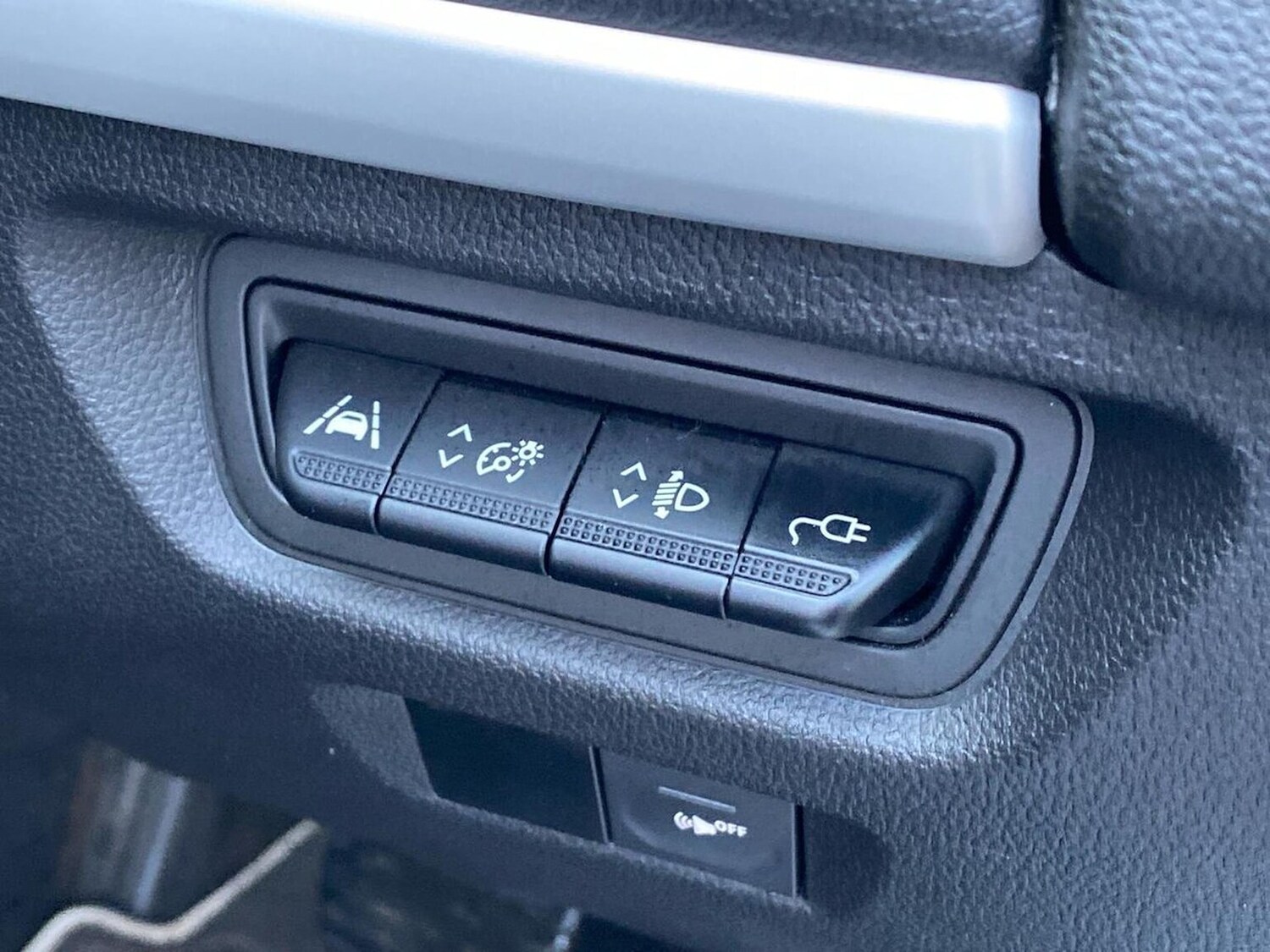 Used Renault Zoe 2020 for sale - 77896314: Photo 22