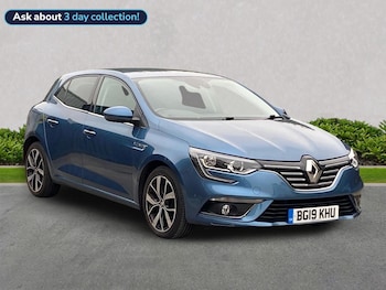 Used Renault Megane 2019 for sale - 76268305: Photo