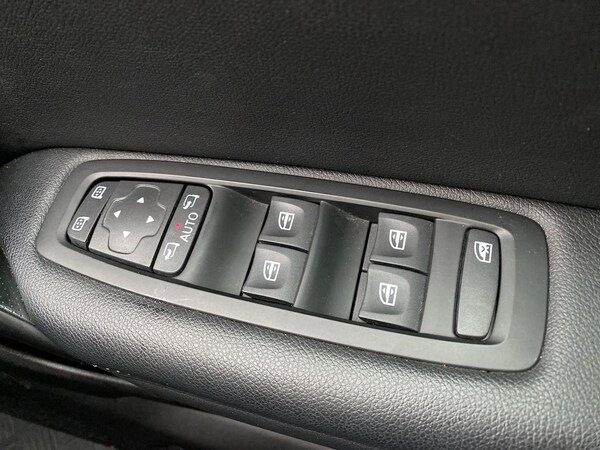 Used Renault Megane 2019 for sale - 76268305: Photo 21