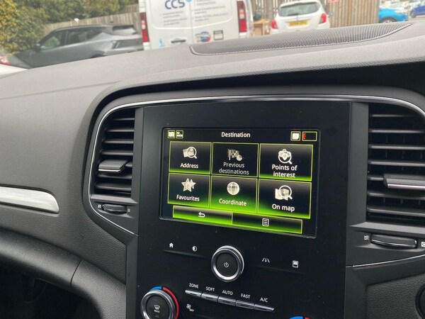 Used Renault Megane 2019 for sale - 76268305: Photo 25
