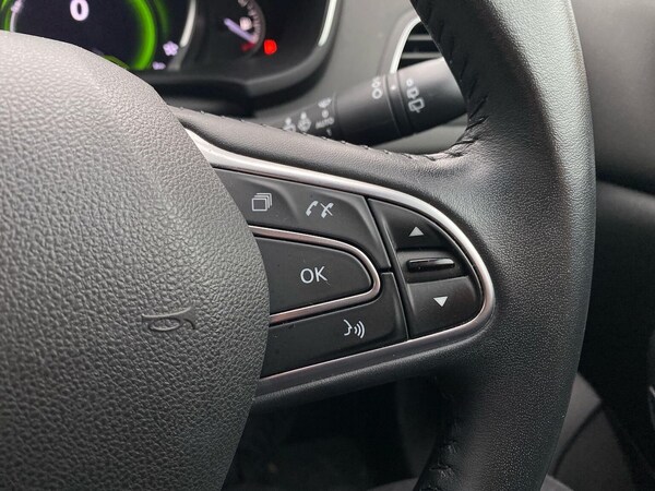 Used Renault Megane 2019 for sale - 76268305: Photo 26