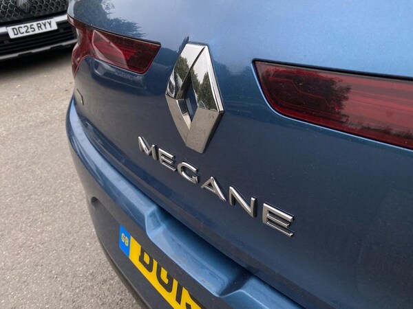 Used Renault Megane 2019 for sale - 76268305: Photo 32