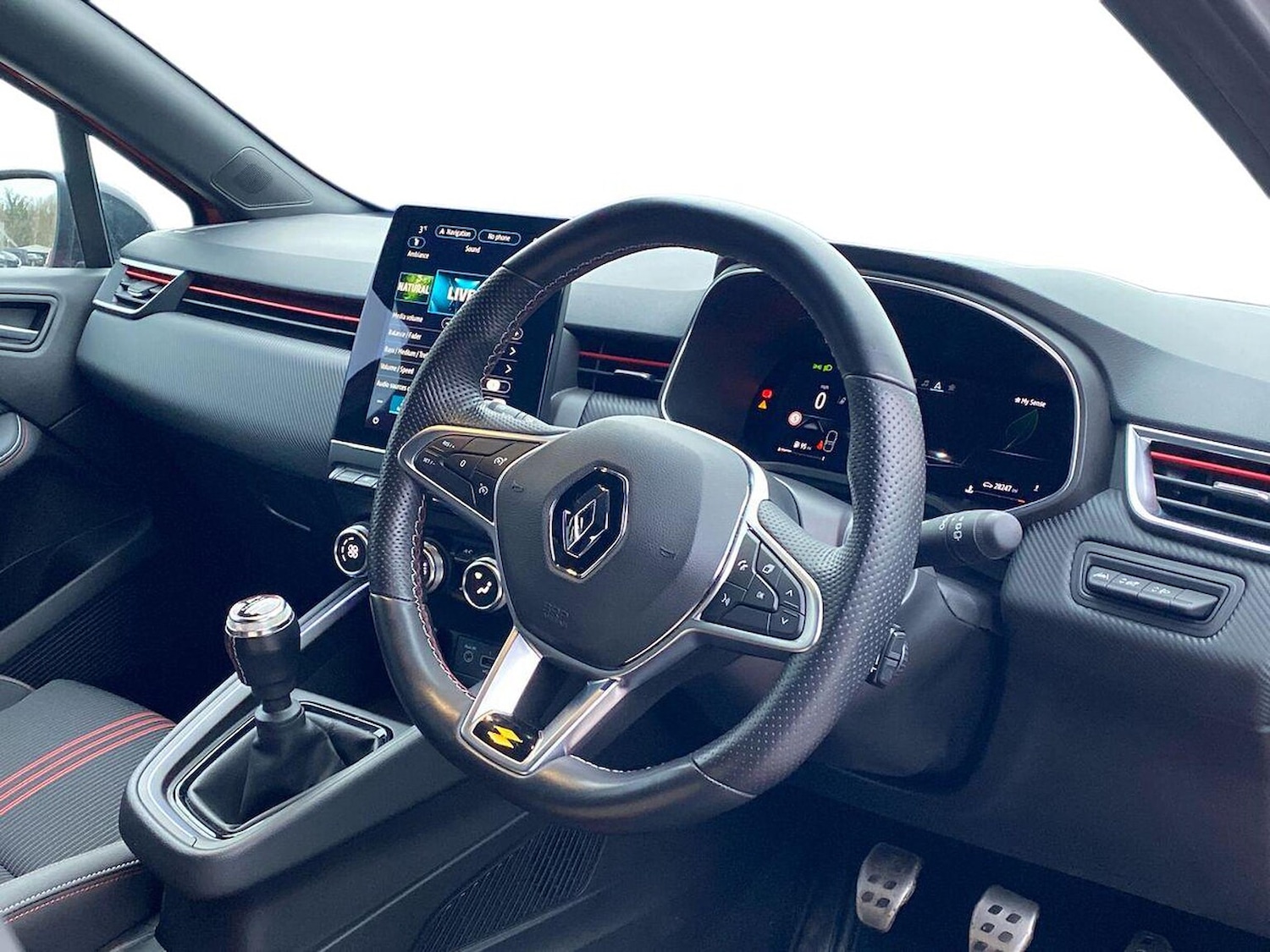 Used Renault Clio 2023 for sale - 77789579: Photo 15