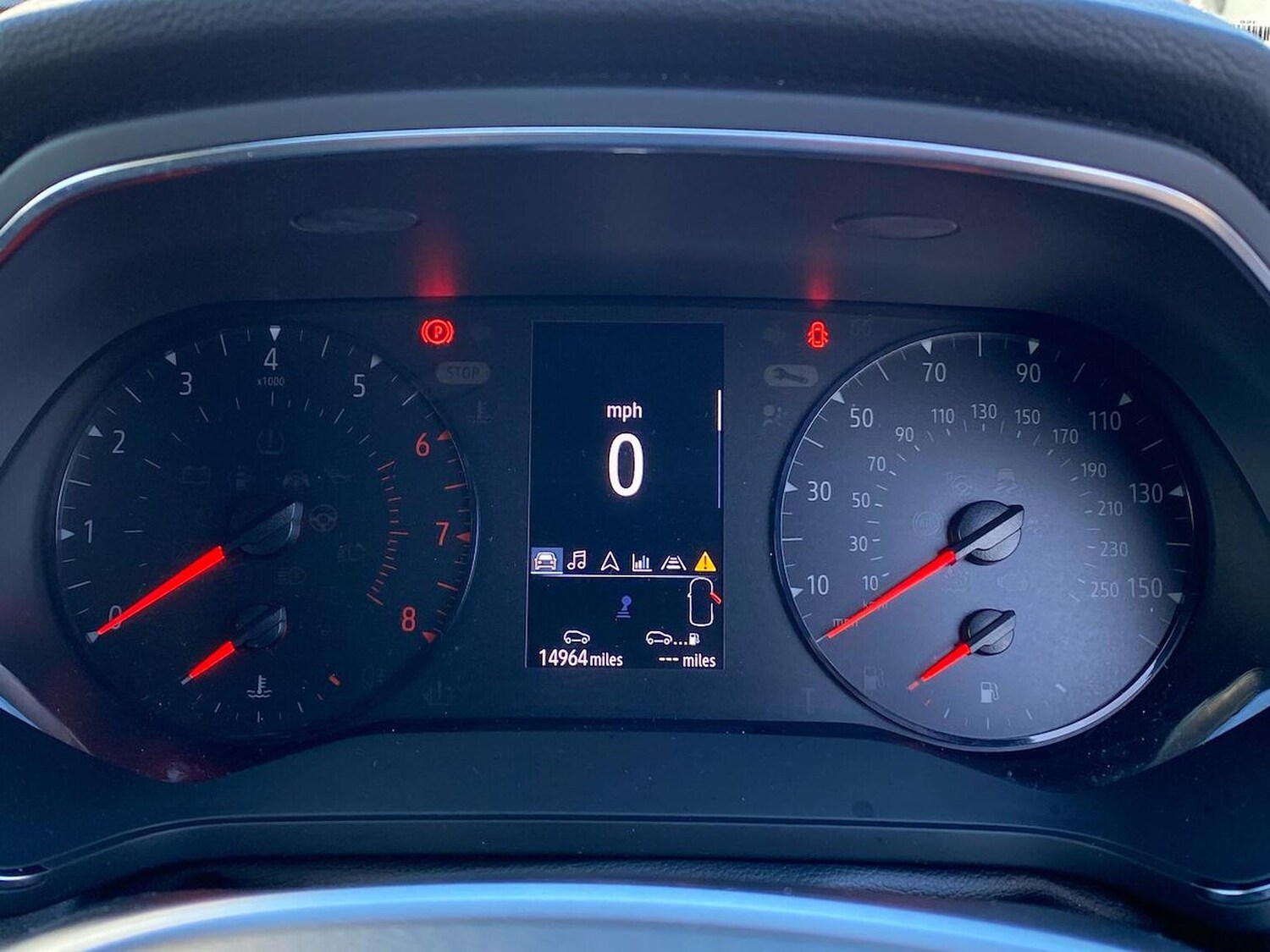 Used Renault Captur 2023 for sale - 77802164: Photo 10