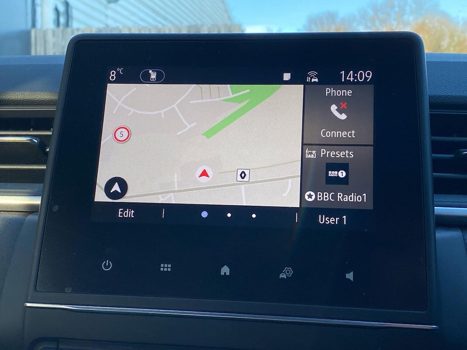 Used Renault Captur 2023 for sale - 77802164: Photo 11