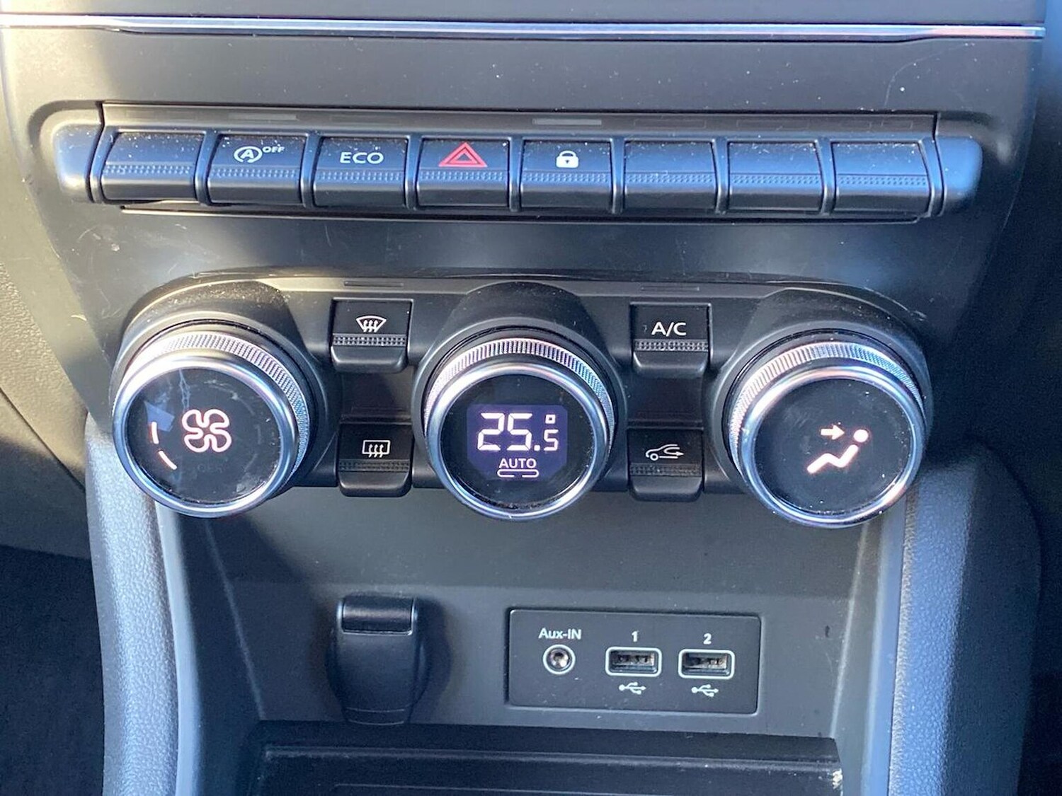 Used Renault Captur 2023 for sale - 77802164: Photo 12