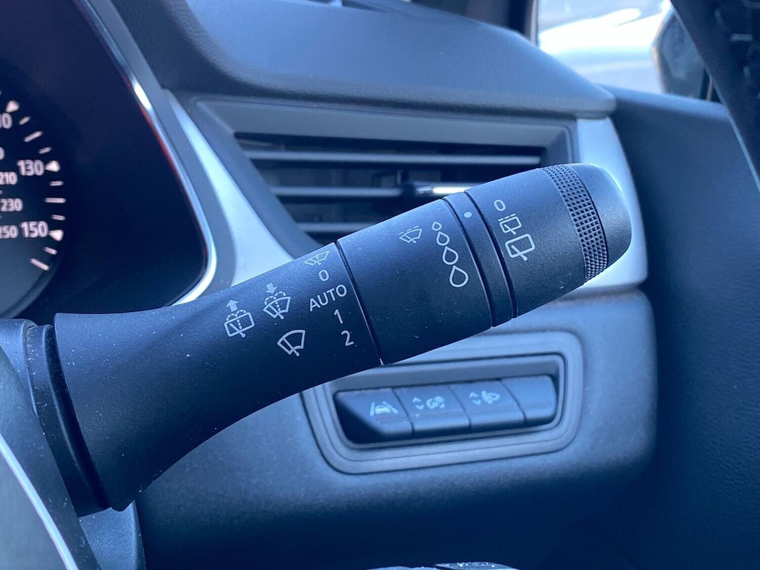 Used Renault Captur 2023 for sale - 77802164: Photo 28