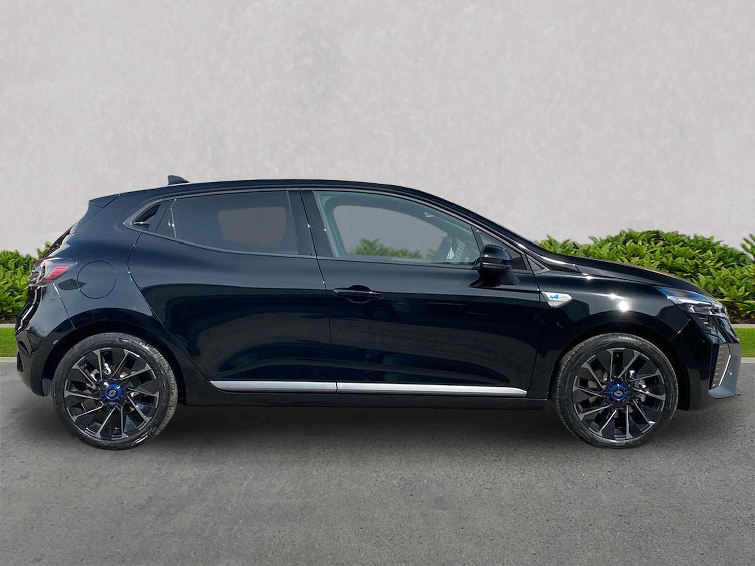 Used Renault Clio 2026 for sale - 78195647: Photo 3