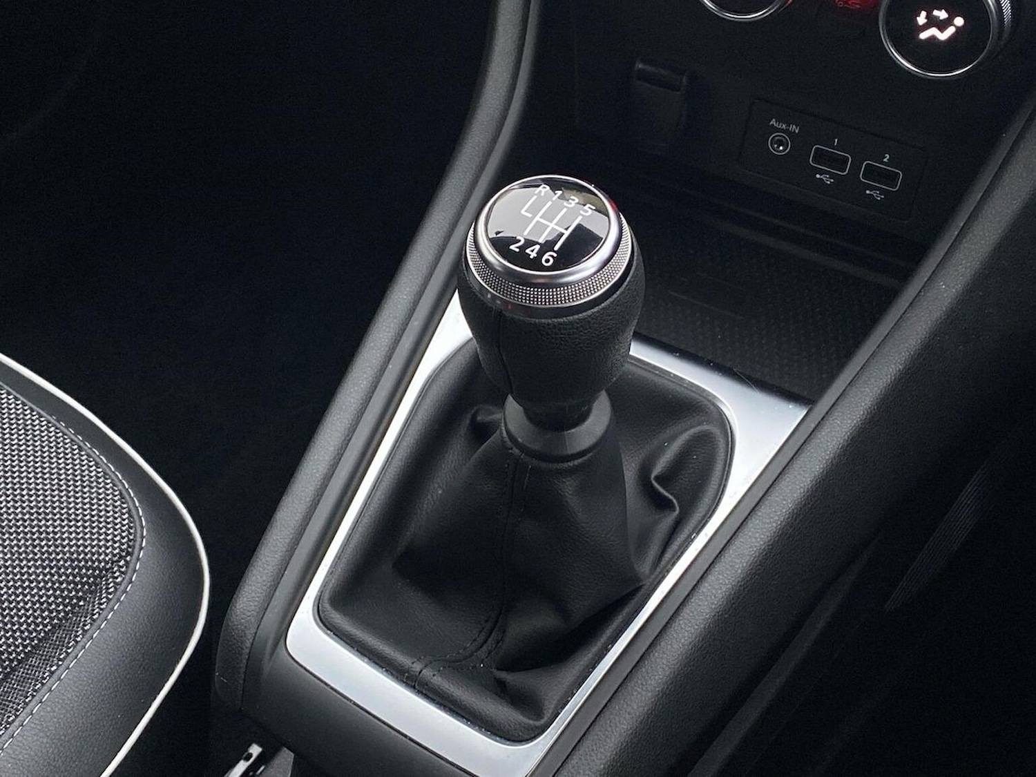 Used Renault Captur 2023 for sale - 78176461: Photo 38