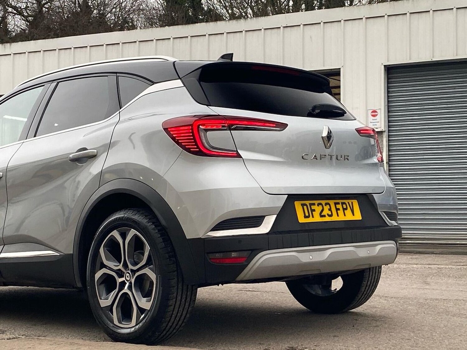 Used Renault Captur 2023 for sale - 78176461: Photo 40