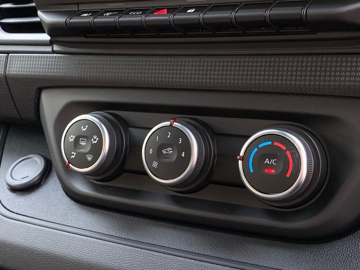 Used Renault Trafic 2025 for sale - 78195684: Photo 12