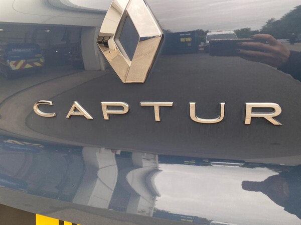 Used Renault Captur 2021 for sale - 76082501: Photo 34