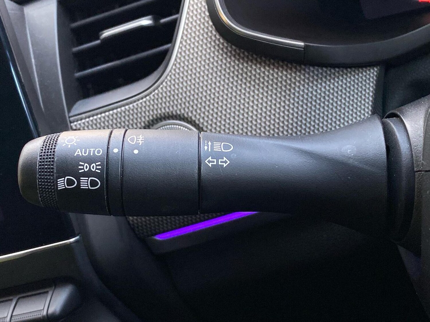 Used Renault Arkana 2023 for sale - 76407376: Photo 29