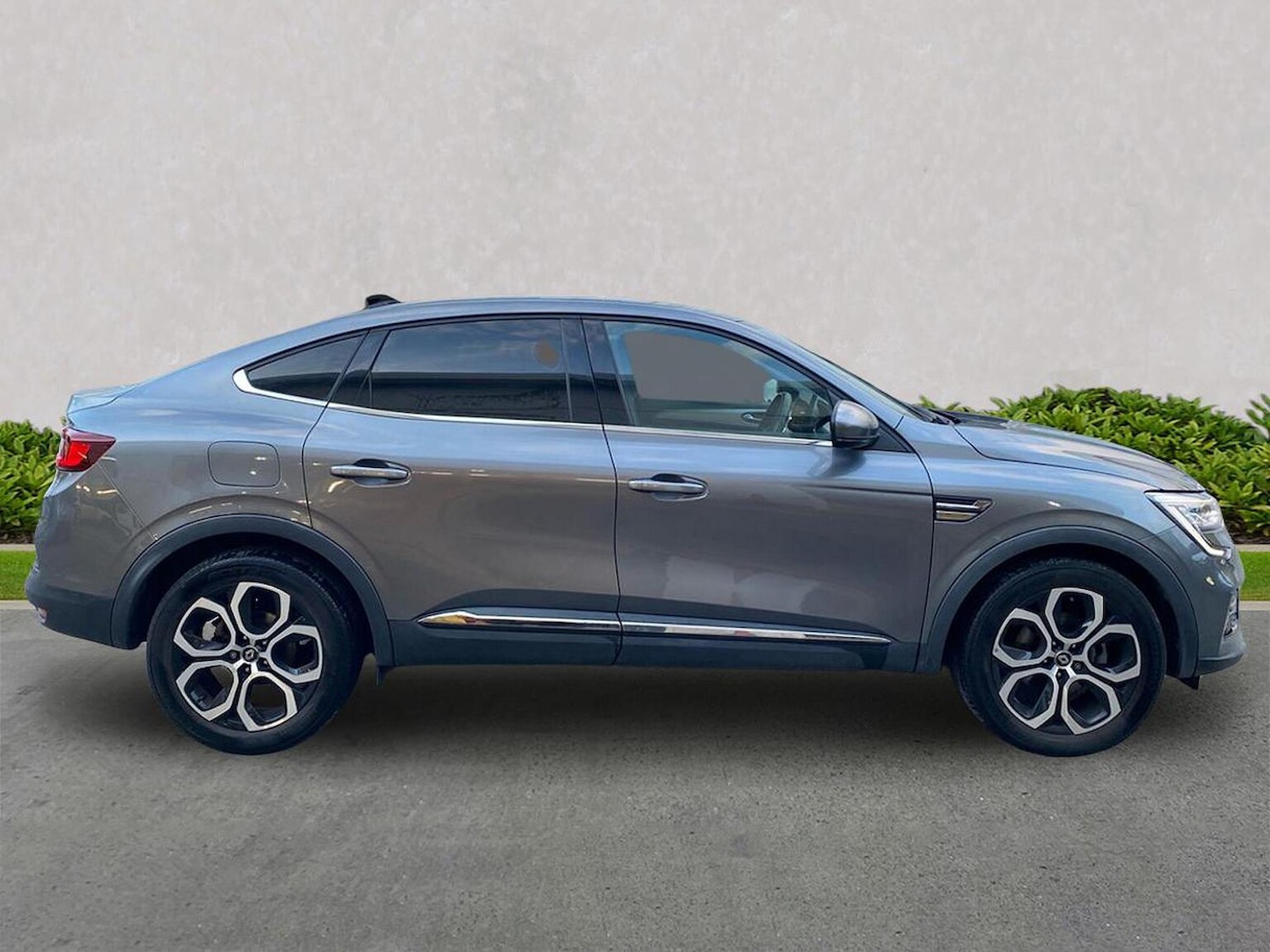 Used Renault Arkana 2023 for sale - 76407376: Photo 3