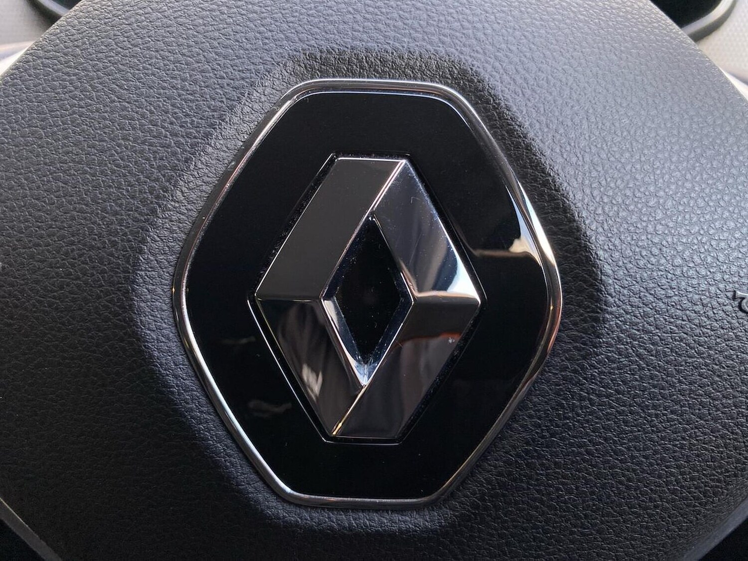 Used Renault Arkana 2023 for sale - 76407376: Photo 33