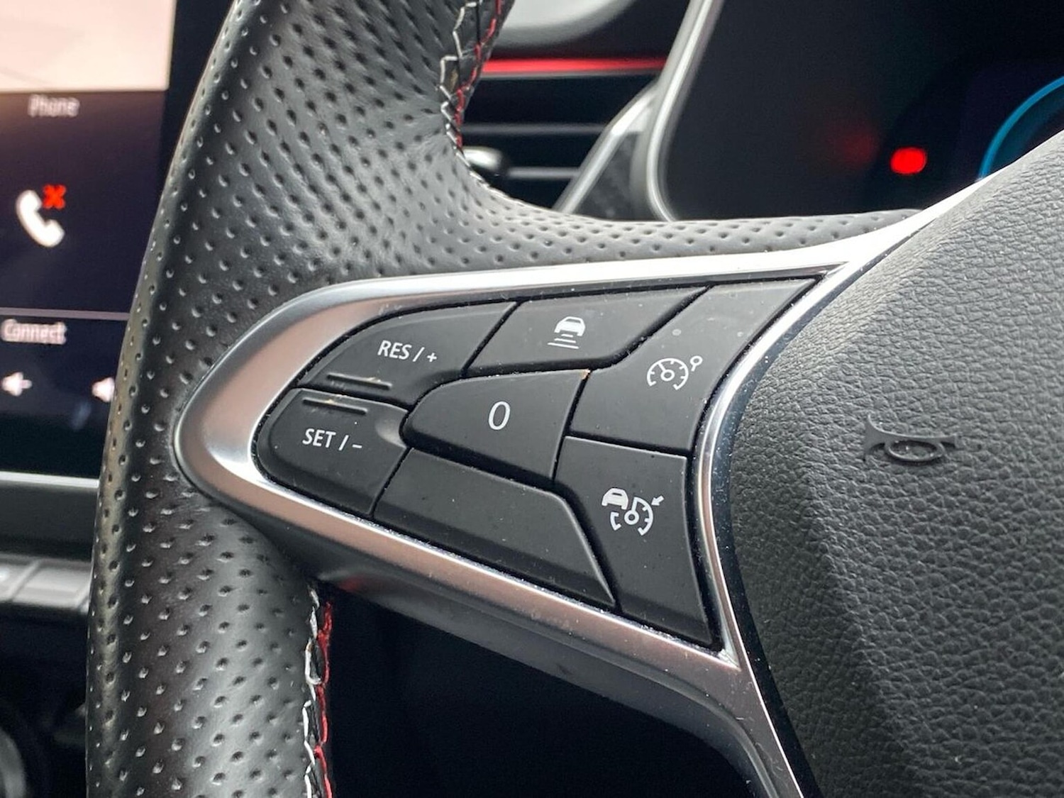 Used Renault Arkana 2023 for sale - 77980031: Photo 25