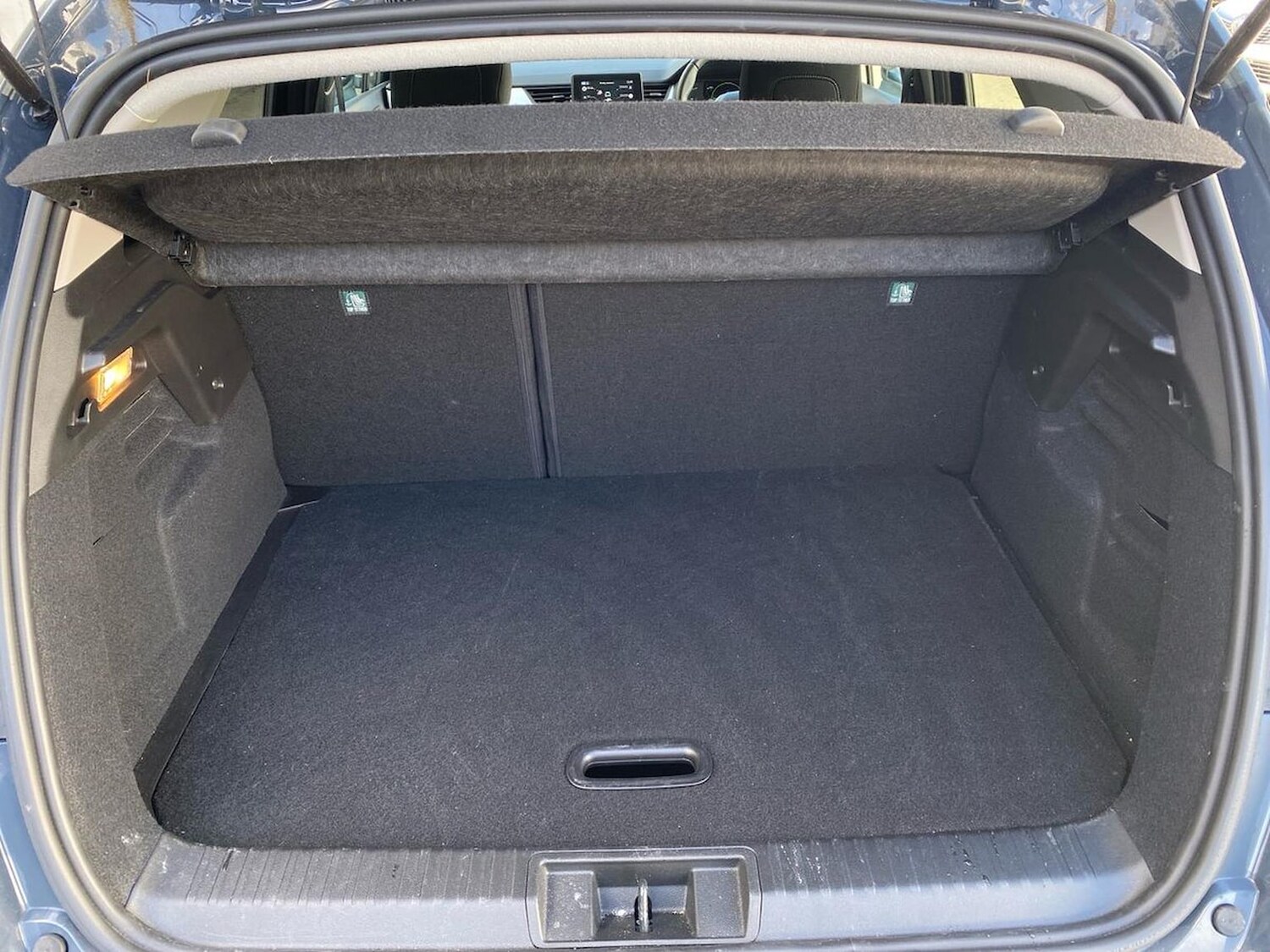 Used Renault Captur 2023 for sale - 78195641: Photo 17