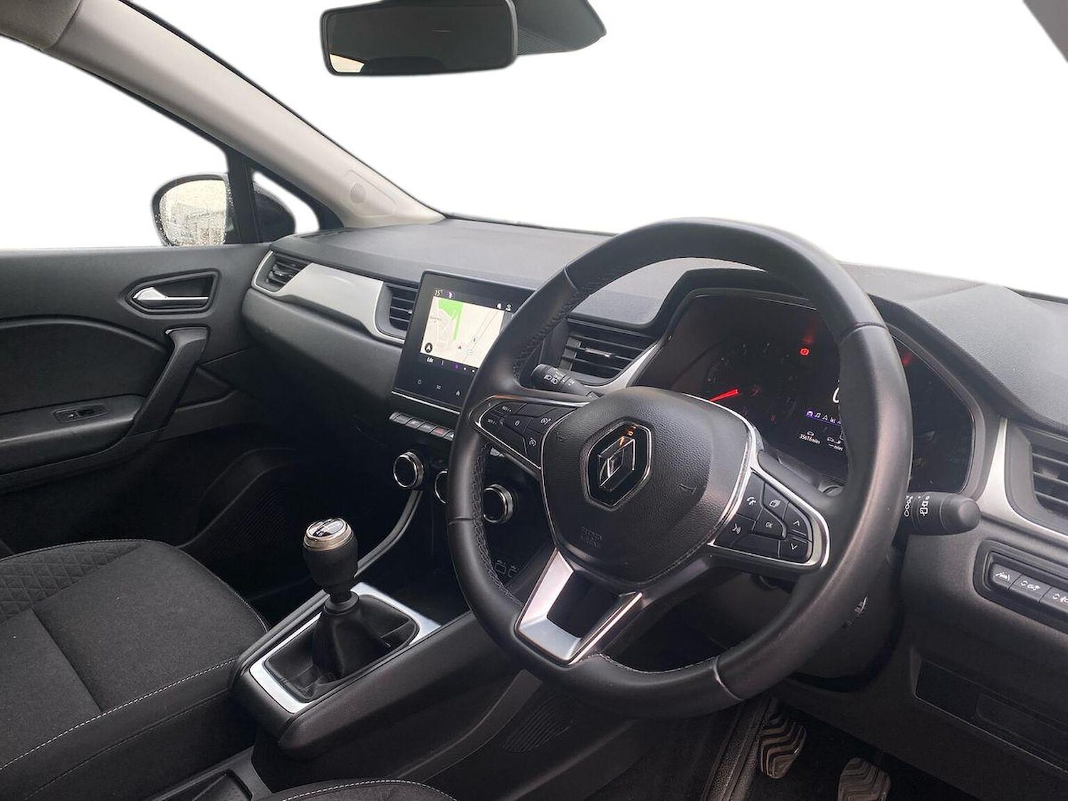 Used Renault Captur 2024 for sale - 76497217: Photo 15