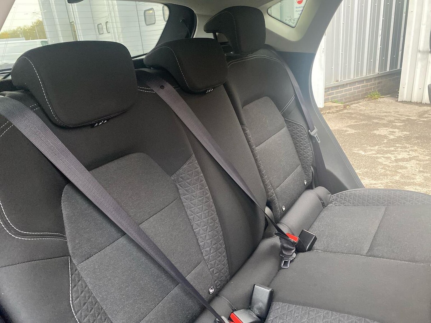 Used Renault Captur 2024 for sale - 76497217: Photo 16