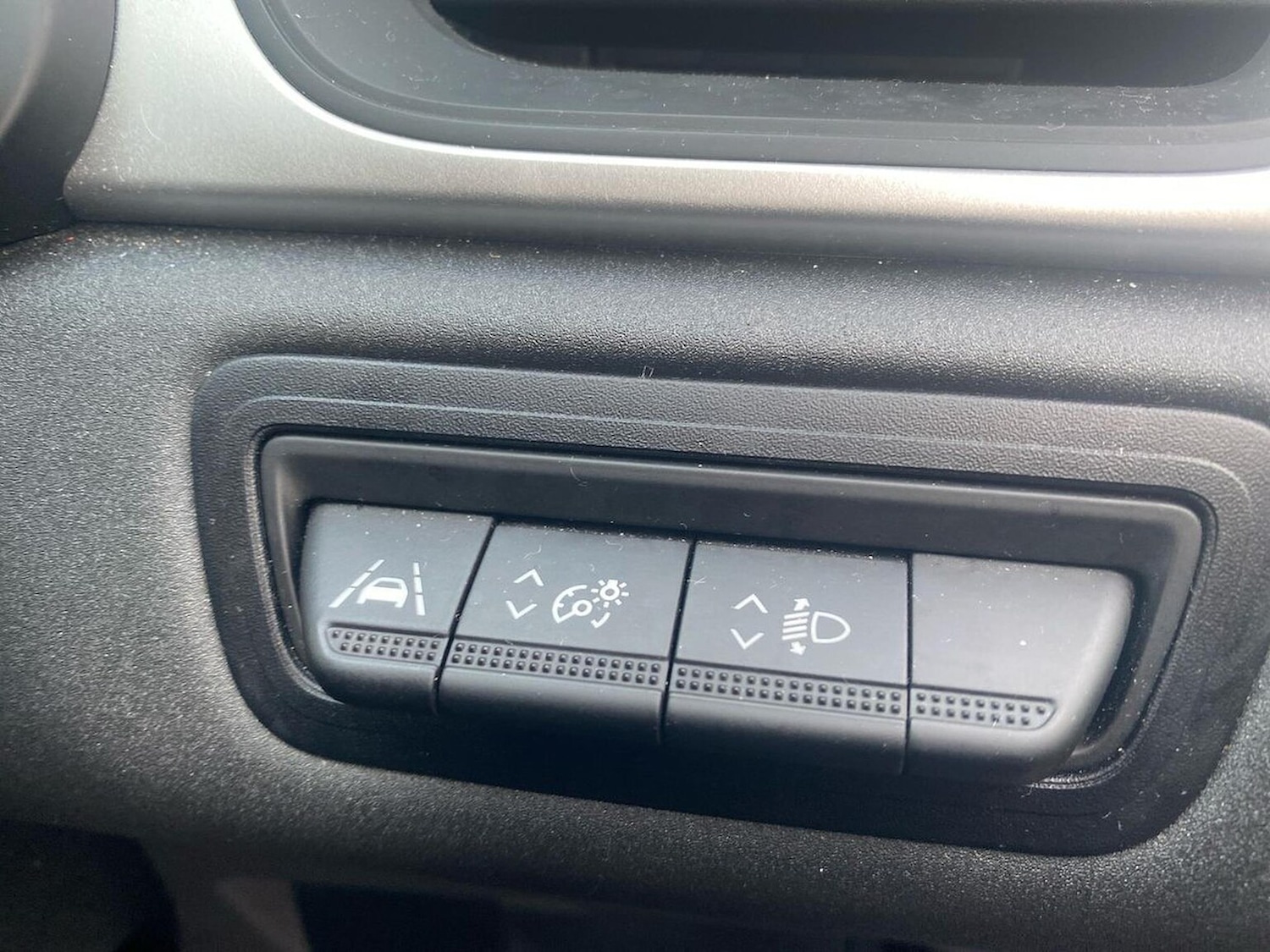 Used Renault Captur 2024 for sale - 76497217: Photo 22